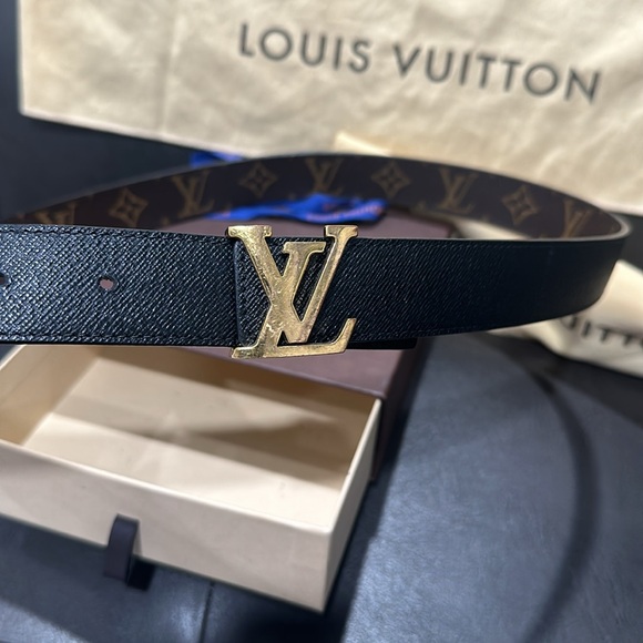 Louis Vuitton Monogram Reversible Belt - Picture 8 of 8